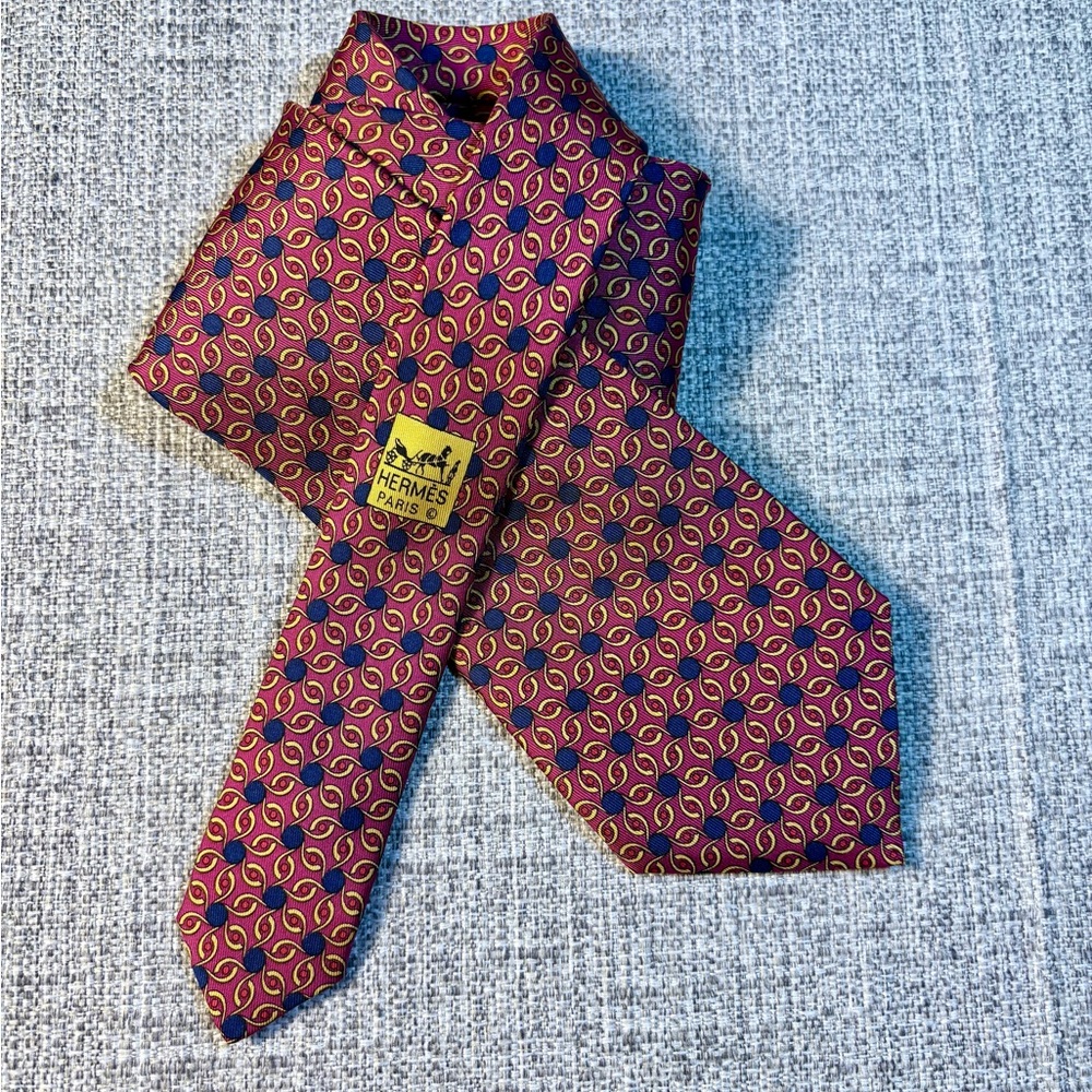 Hermès Paris 100% Silk Tie Red Gold Navy Luxury Collector Geometric Pattern💛